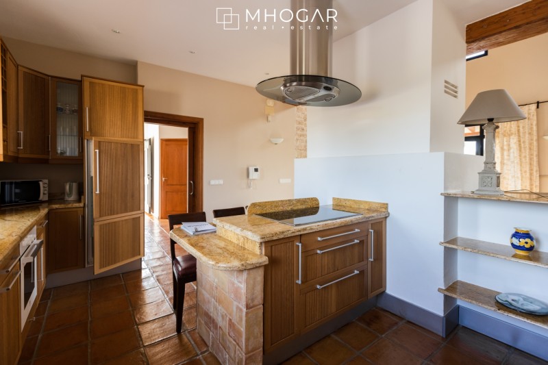 Rústica Elegancia - Casa de Campo a la venta en Benissa!